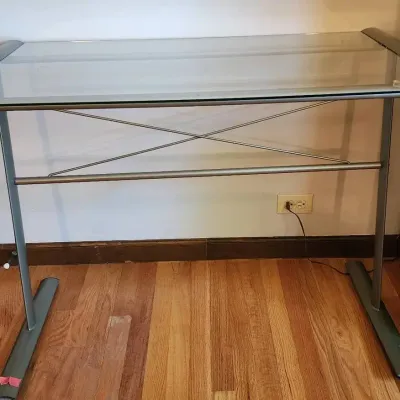 Modern Glass Top Computer Desk / Writing Desk – Metal Frame