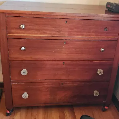 Vintage Solid Wood 4-Drawer Dresser / Chest on Casters