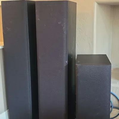 Bowers and Wilkons Tower Speakers
