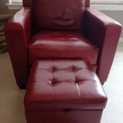 Thomasville Red Leather Armchair With H&B Luxuries Ottoman