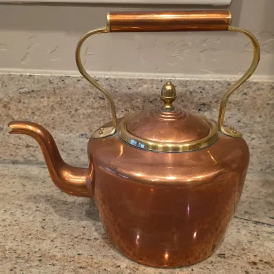 Antique 19th-Century English Georgian or George III Dovetailed Copper Tea Kettle 