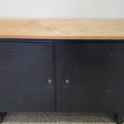 Craftsman Workbench With Mystery Items Has Keys