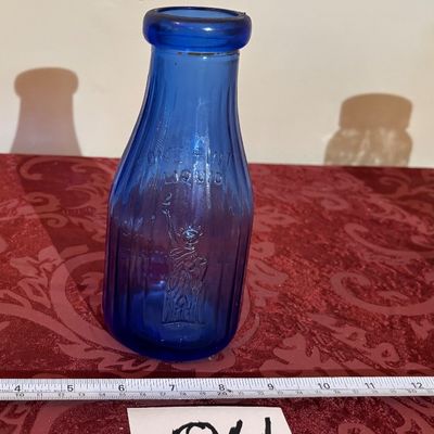 Vintage Liberty Milk Co. Buffalo N.Y. Cobalt Blue One Pint Ribbed Glass Bottle