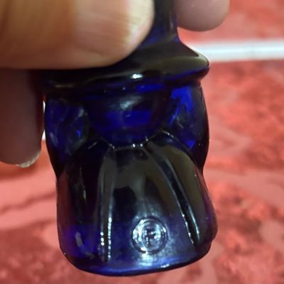 Original Boyd ELI & SARAH Amish Couple Cobalt Blue Glass Stamped