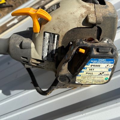 Ryobi gas-powered SS-30 Weedeater