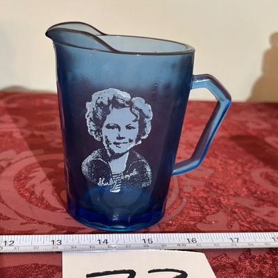 VINTAGE 1930'S 4.25" COBALT BLUE SHIRLEY TEMPLE SMALL PITCHER /CREAMER