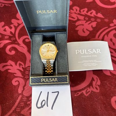 Pulsar men's two-tone quartz Wristwatch