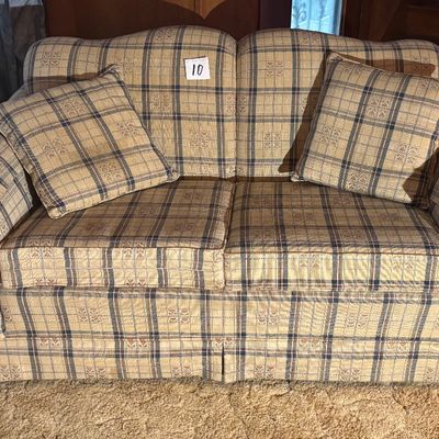 Legacy Collection Loveseat
