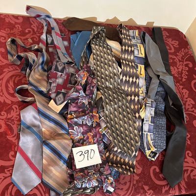 Tie Lot