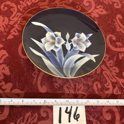 Vintage Japanese Cobalt blue Flow Style Plate with Daffodils