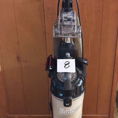 Black & Decker Upright Vacumn