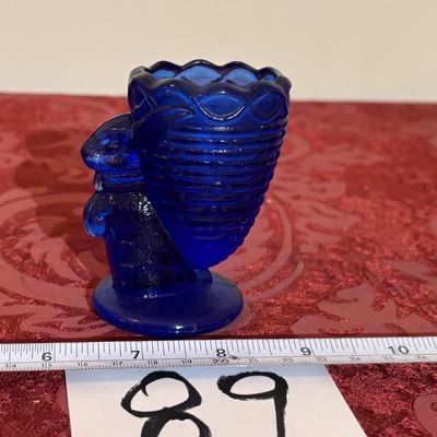 Vintage Cobalt Blue Art Glass Fenton Bunny Egg Or Toothpick Holder 3.25" Tall