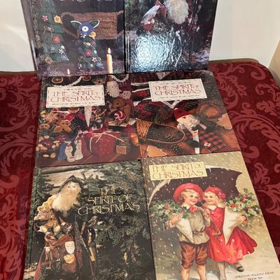 Spirit of Christmas Book Lot