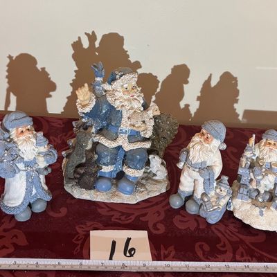 Blue Santa Lot