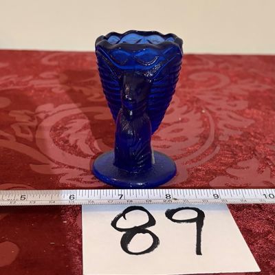 Vintage Cobalt Blue Art Glass Fenton Bunny Egg Or Toothpick Holder 3.25" Tall