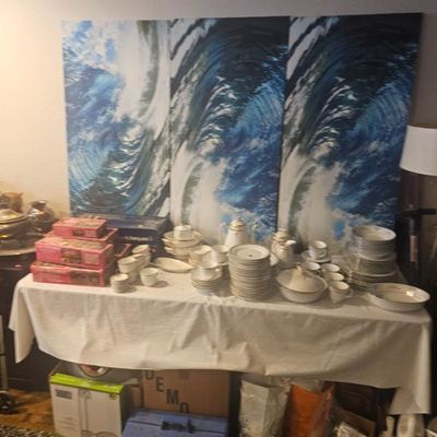 Estate sale photo