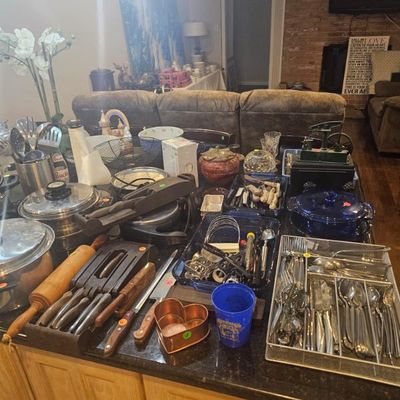 Estate sale photo