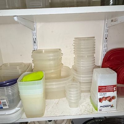 Arrow Home Products Assorted Plastic Food Storage Containers