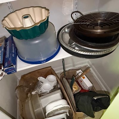 Assorted Kitchenware and Bakeware Lot