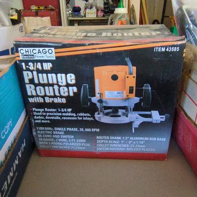Chicago Electric Power Tools 1-3/4 HP Plunge Router with Brake (Item 43585)