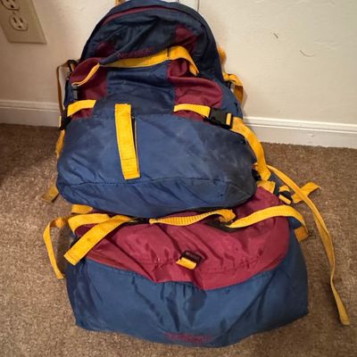 American Camper Frameless Backpack with Climbing Rope
