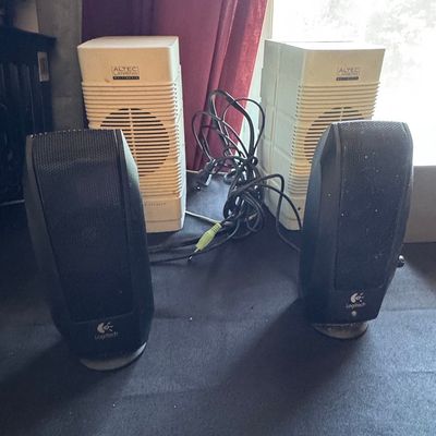 Mixed Vintage Multimedia Speaker Lot (Altec Lansing and Logitech S120)
