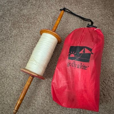 Go Fly a Kite Wooden Kite Spool and Bag