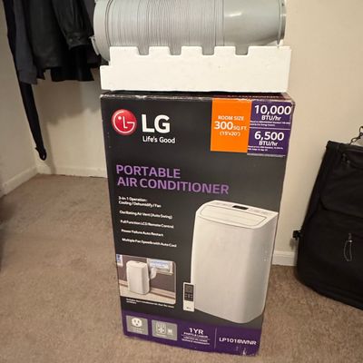 LG LP1018WNR Portable Air Conditioner