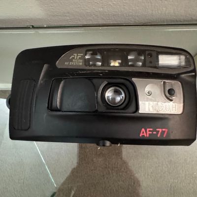 Ricoh AF-77 Panorama Point-and-Shoot Camera