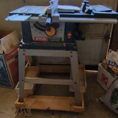 Ryobi BTS15 10-inch Portable Table Saw