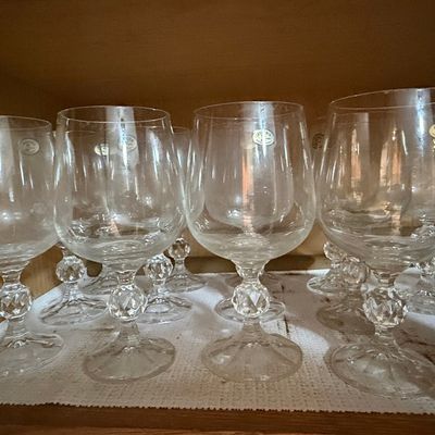 Bohemia Crystal "Claudia" Diamond-Stem Stemware Collection