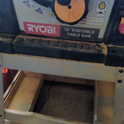 Ryobi BTS15 10-inch Portable Table Saw