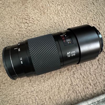 Minolta Maxxum AF Zoom 70-210mm f/4 'Beercan' Lens and Minolta AF 50mm f/1.7 Lens Set