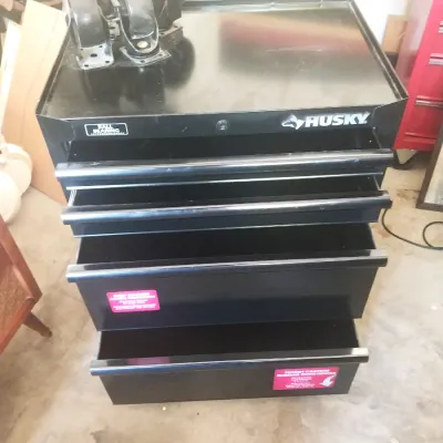 Sale Photo Thumbnail #32: MEASURES 27X18X32