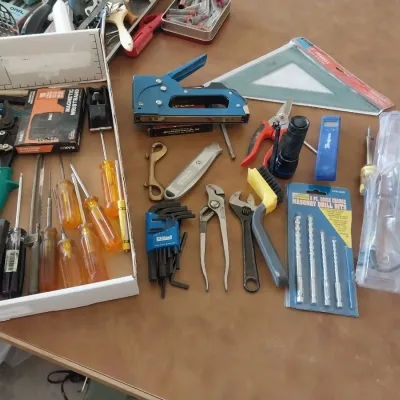 HAND TOOLS