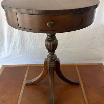 Vintage Duncan-Phyfe Style Side Table 