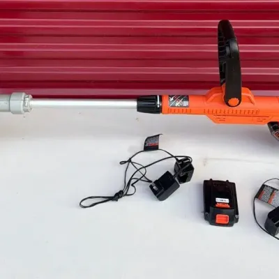 Black & Decker 20v String Trimmer + Two Batteries 