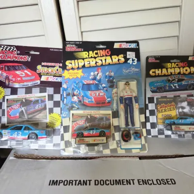 Sale Photo Thumbnail #328