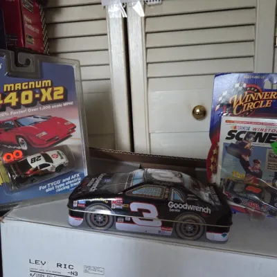 Sale Photo Thumbnail #352