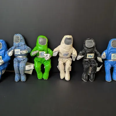 Intel BunnyPeople Plush Collection Pentium 4 Extreme Edition 40 Years Binary Pattern