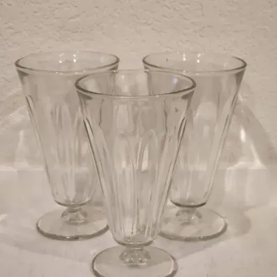 3 Tall Glasses - Ice Cream Sundae 