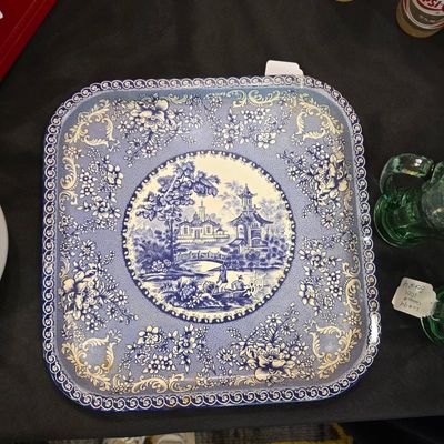 Tin tray
