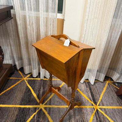 Sewing cabinet 