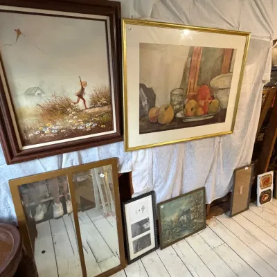 Estate sale photo