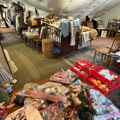 Estate sale photo
