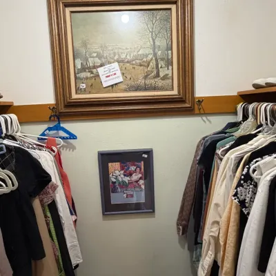 Estate sale photo