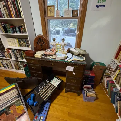 Estate sale photo