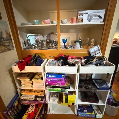 Estate sale photo