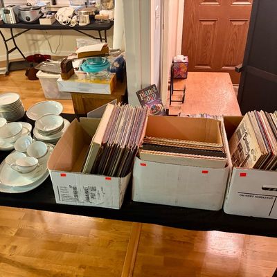 Estate sale photo