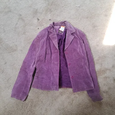 Sale Photo Thumbnail #543
